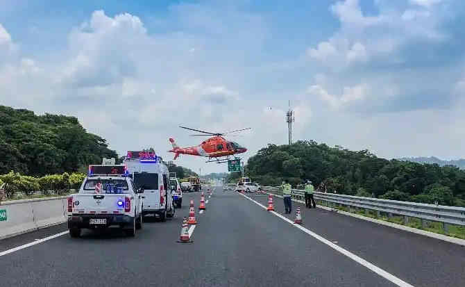 西青区高速公路汽车救援案例